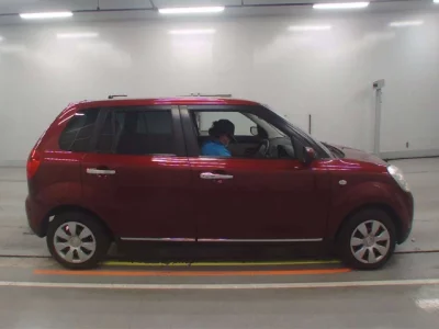 Mazda Verisa