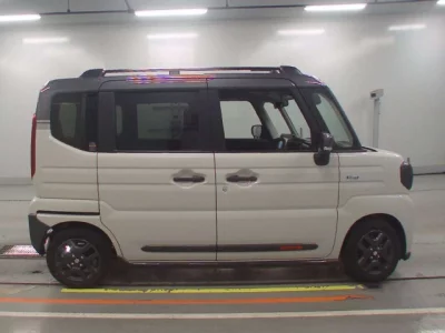 Suzuki Spacia Gear