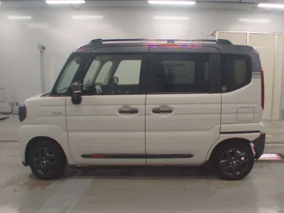 Suzuki Spacia Gear