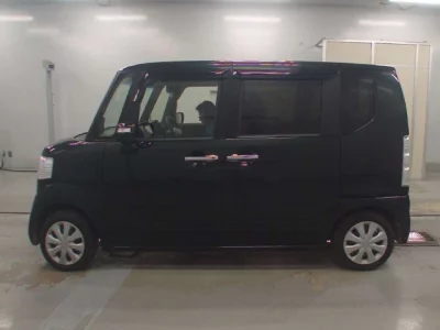 Honda N BOX  с аукциона в Японии