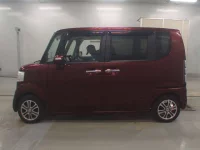 Honda N BOX лот № 764 оценка 3.5  с аукциона в Японии 3