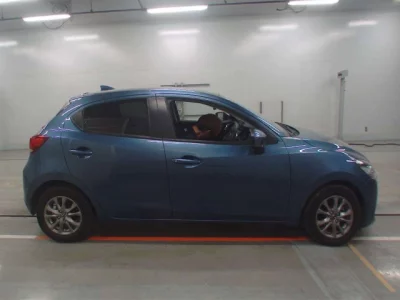 Mazda Mazda2