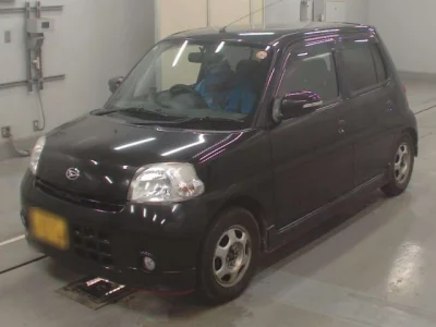Daihatsu Esse