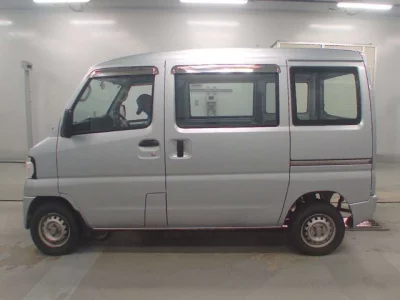 Mitsubishi Minicab Van