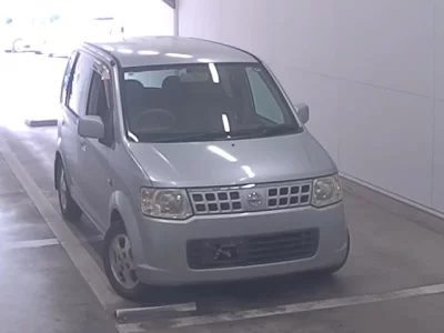 Nissan OTTI  с аукциона в Японии