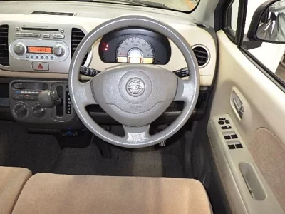 Nissan MOCO  с аукциона в Японии