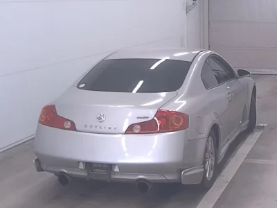 Nissan SKYLINE  с аукциона в Японии