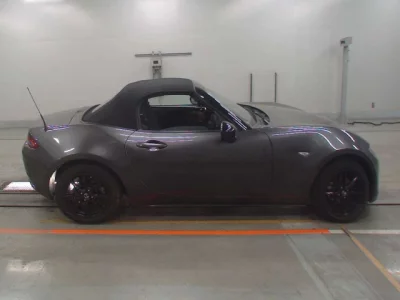 Mazda Roadster