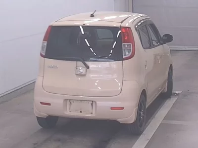 Nissan MOCO  с аукциона в Японии