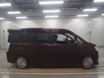 Honda STEP WAGON