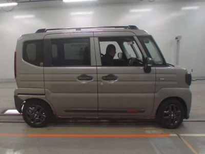 Suzuki Spacia Gear