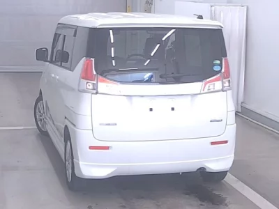 Mitsubishi Delica D:2
