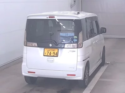 Suzuki Spacia