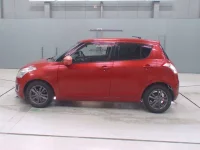 Suzuki SWIFT лот № 30307 оценка 3.5  с аукциона в Японии 3