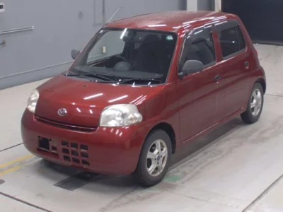 Daihatsu Esse