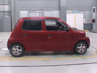 Daihatsu Esse