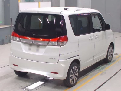 Suzuki Solio