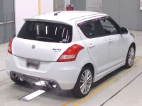 Suzuki SWIFT лот № 30016 оценка 4  с аукциона в Японии 1