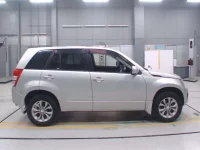 Suzuki ESCUDO лот № 30111 оценка R  с аукциона в Японии 2