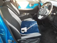 Daihatsu Cast лот № 75019 оценка 3.5  с аукциона в Японии 7