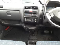 Honda LIFE лот № 90004 оценка 99  с аукциона в Японии 8