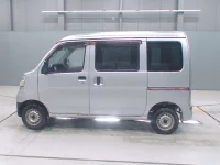 Daihatsu HIJET VAN лот № 30043 оценка RA  с аукциона в Японии 3