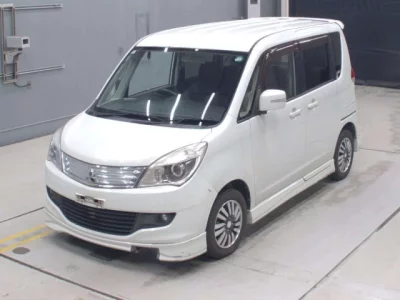 Mitsubishi Delica D:2