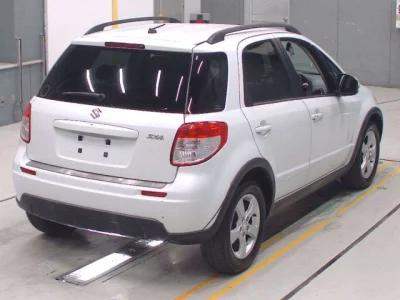 Suzuki SX-4  с аукциона в Японии