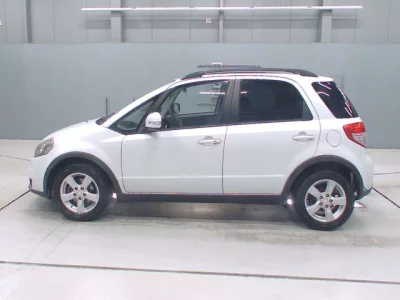 Suzuki SX-4  с аукциона в Японии
