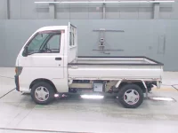 Daihatsu HIJET TRUCK лот № 30308 оценка 4  с аукциона в Японии 3