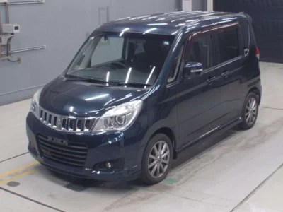 Mitsubishi Delica D:2