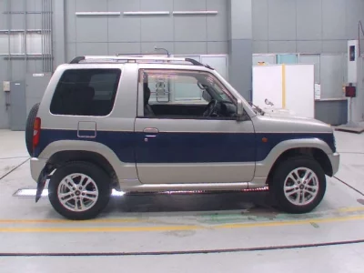 Mitsubishi Pajero Mini