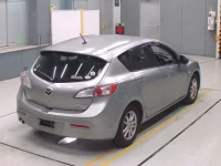 Mazda AXELA лот № 70080 оценка 3  с аукциона в Японии 1