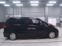 Honda ELYSION лот № 30241 оценка R  с аукциона в Японии 2