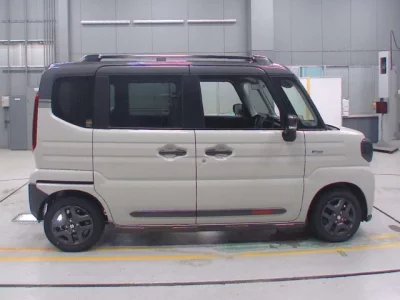 Suzuki Spacia Gear