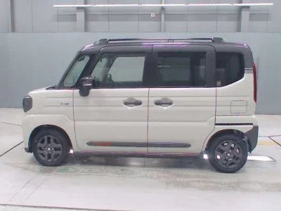 Suzuki Spacia Gear