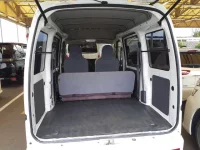 Daihatsu HIJET VAN лот № 30409 оценка 3  с аукциона в Японии 9