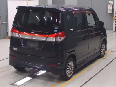 Mitsubishi DELICA D2  с аукциона в Японии