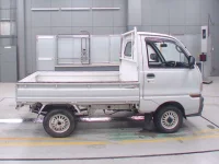 Mitsubishi MINICAB TRUCK лот № 10105 оценка 4  с аукциона в Японии 2