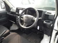 Daihatsu HIJET VAN лот № 30435 оценка 4  с аукциона в Японии 6