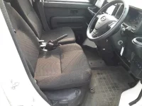 Daihatsu HIJET VAN лот № 30435 оценка 4  с аукциона в Японии 7