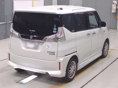Suzuki Solio
