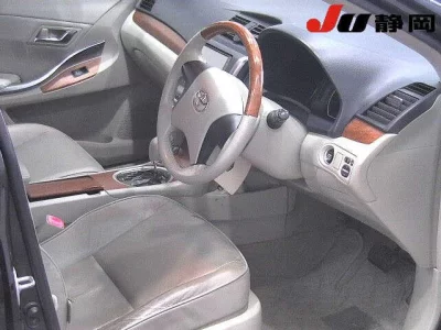 Toyota PREMIO  с аукциона в Японии