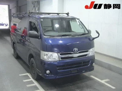 Toyota HiAce Van
