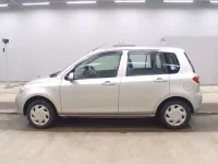 Mazda DEMIO лот № 5523 оценка 4  с аукциона в Японии 3