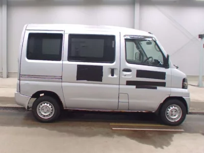 Mitsubishi Minicab Van