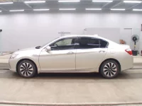 Honda ACCORD лот № 3117 оценка 3  с аукциона в Японии 3