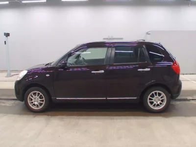 Mazda Verisa