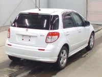 Suzuki SX-4 лот № 9006 оценка R  с аукциона в Японии 1