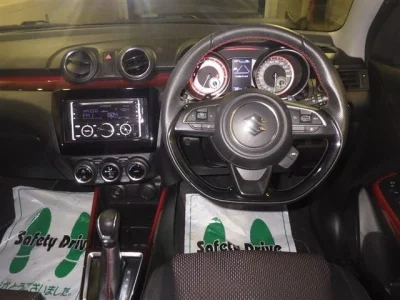 Suzuki SWIFT  с аукциона в Японии